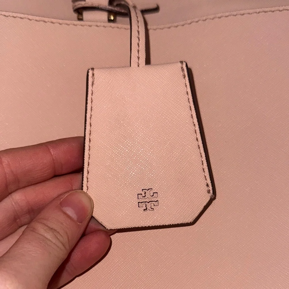Tory Burch chic tory